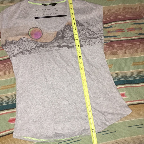 North Face cap sleeve tee - Picture 4 of 7